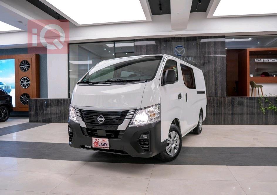 نيسان اورفان